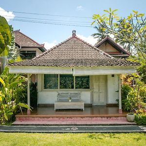 Deluxe One-Bedroom Villa